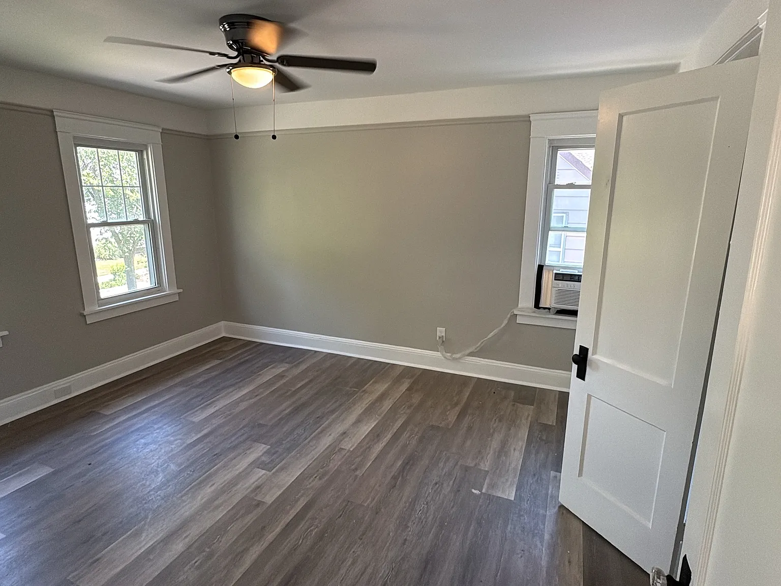 4 bed, 2.5 bath, 2600 sqft, $2,295 — Photo 3