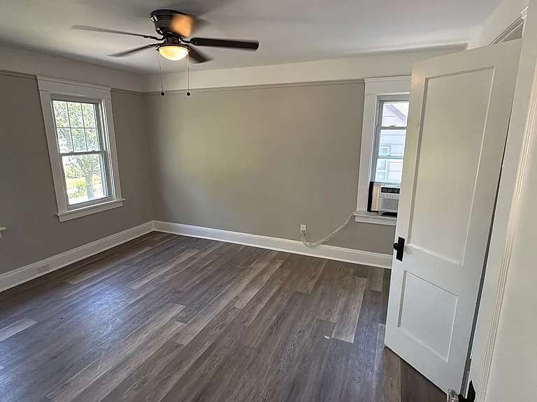 16314 Scottsdale Blvd — Photo 3