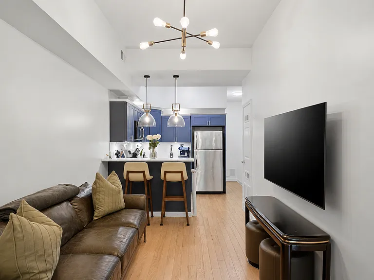 258 Pine St #1L — Photo 4