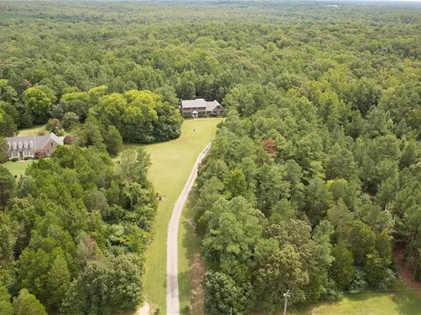 12305 New Market Mill Rd, Beaverdam, VA 23015