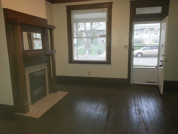 2nd image of 4711 Loretta Ave
