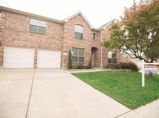 1020 Lindstrom Dr, Fort Worth, TX 76131