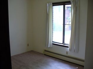 8 Easthaven Ct APT 2, Appleton, WI 54915