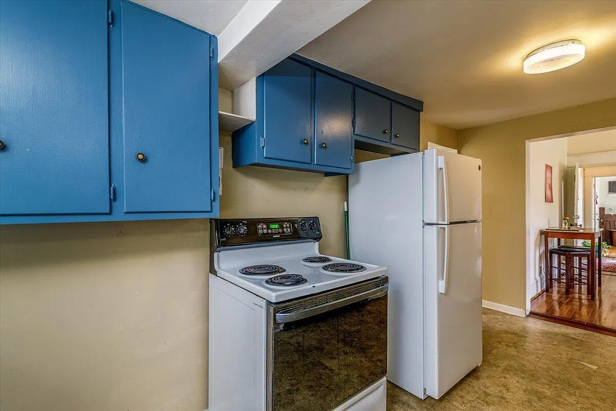 1 bed, 1.0 bath, 1000 sqft, $1,200 — Photo 4