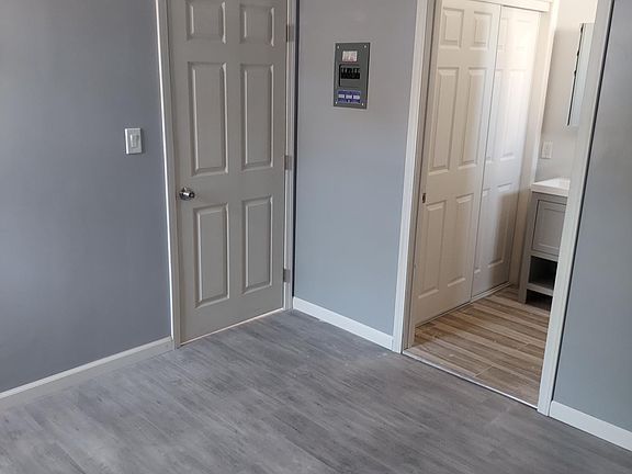 Bedroom & closet