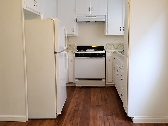 2nd image of 4626 Bancroft St APT 4