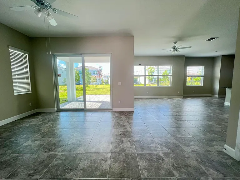 14998 Goldspar Ct — Photo 6