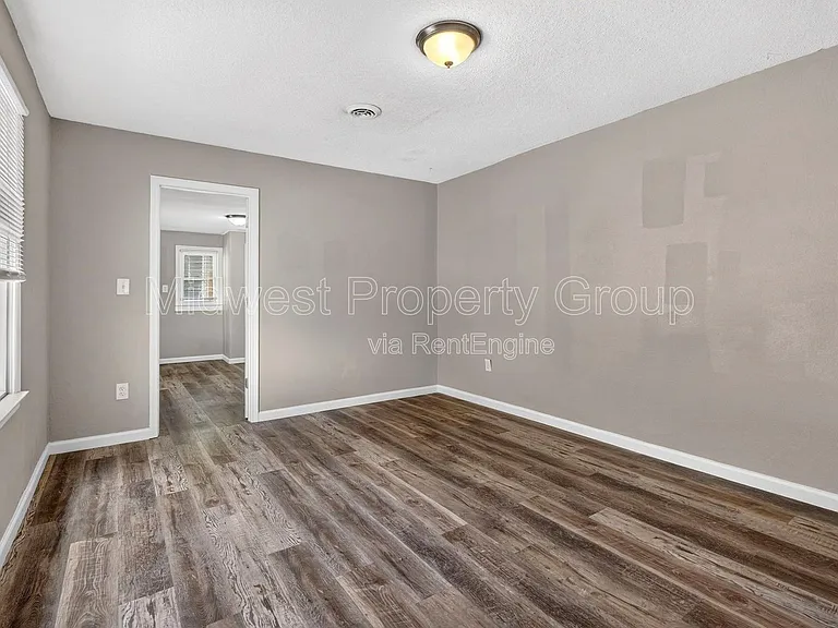 15 Marie Dr — Photo 8