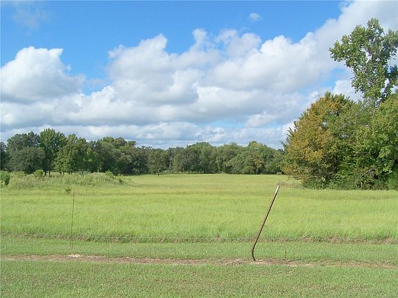 3rd image of 520 County Road 2768