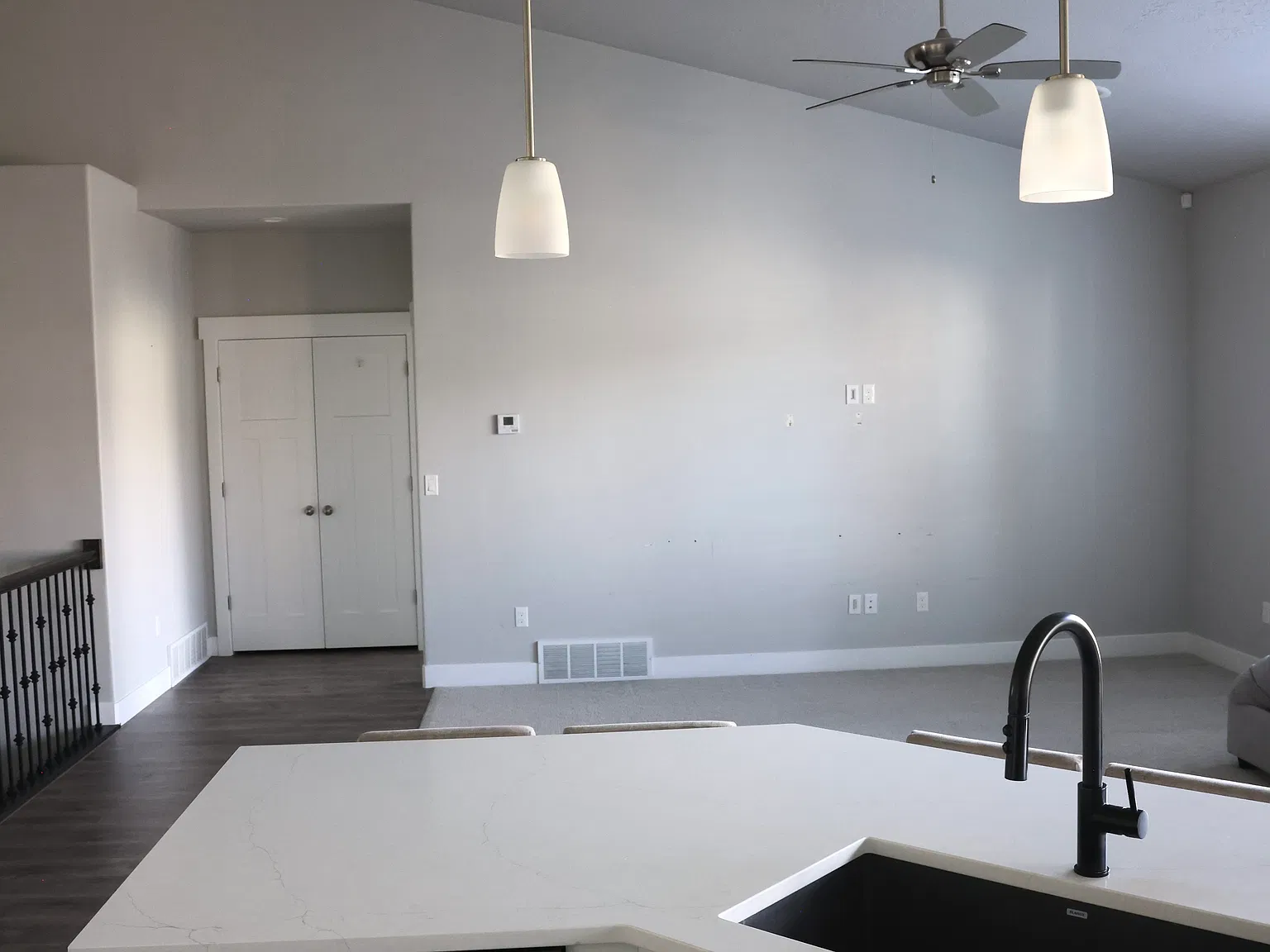 5 bed, 3100 sqft, $2,970 — Photo 4