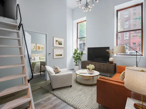 619 Throop Avenue image 2 of 34