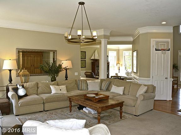 5th image of 14525 Holshire Way