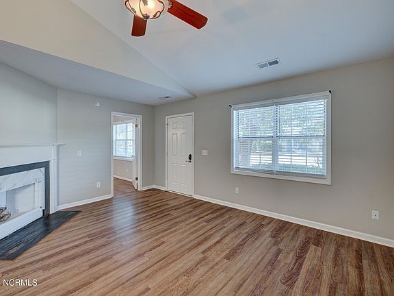 4th image of 3817 Fawn Creek Drive