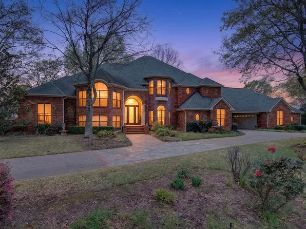 36 Golf Club Dr, Haughton, LA 71037