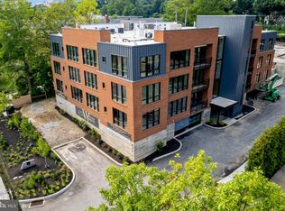 427 E Lancaster #PENTHOUSE B, Wayne, PA 19087