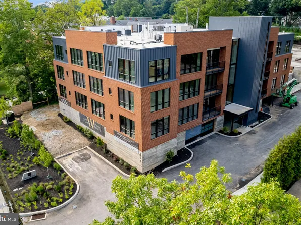 427 Lancaster B 203, Wayne, PA 19087