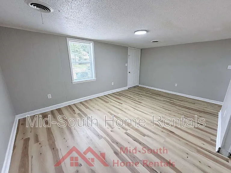 200 N Tipton St #G — Photo 3