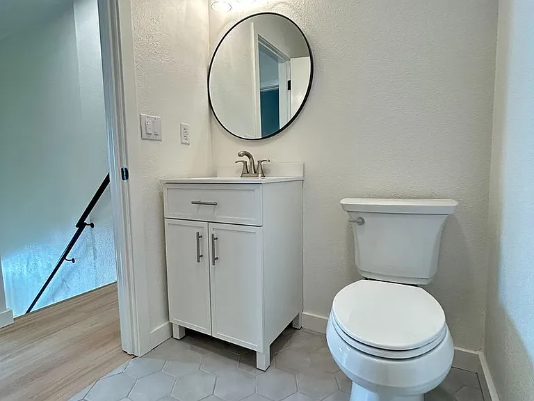 529 W. Victoria - 1236 San Pascual — Photo 22