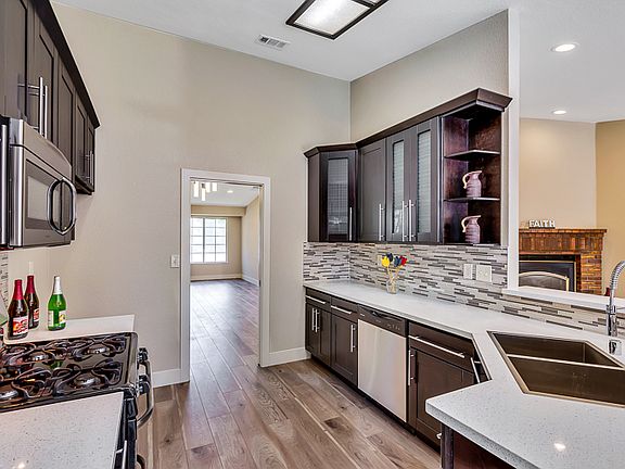 3rd image of 8146 Rockbury Way