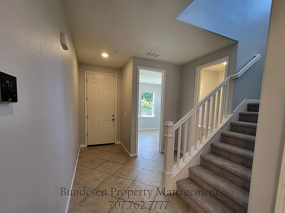 4th image of 1802 Kyle Pl