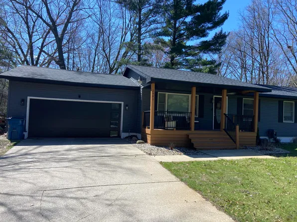 5880 Two Mile Rd NE, Ada, MI 49301