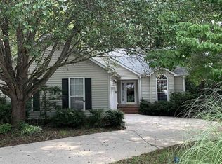 6 Fieldcrest Ct, Simpsonville, SC 29681