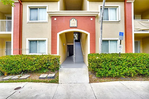7085 Nova Dr #128 Photo 1