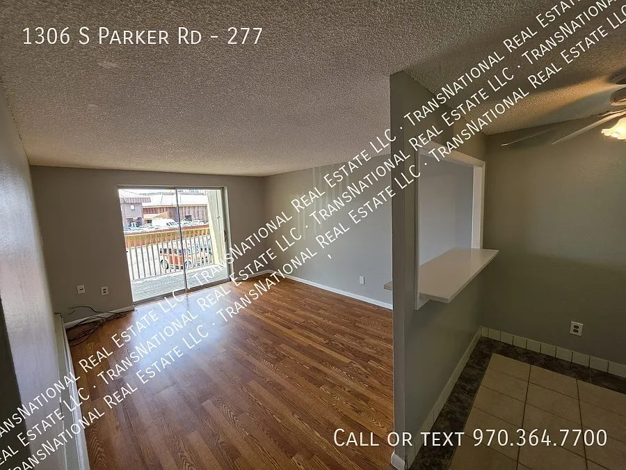 Fully Remodeled 2nd Floor Condo, brand new kitchen — Photo 4