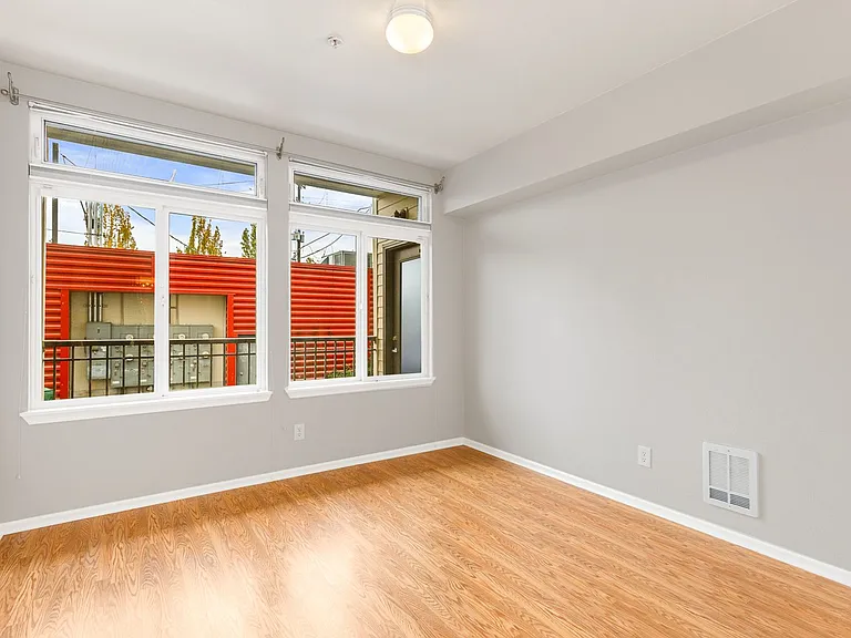 18 Dravus St #102 — Photo 10