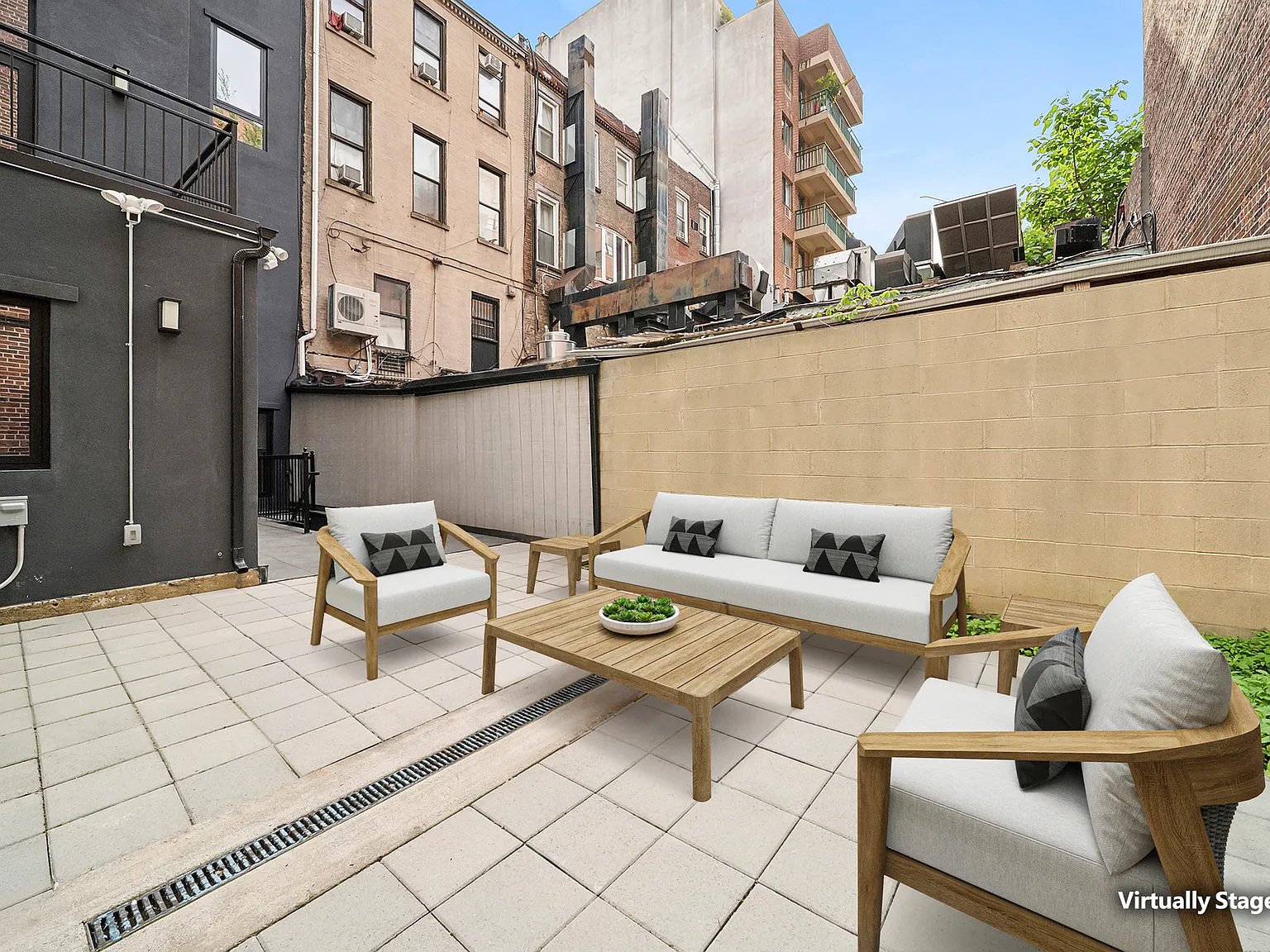 317 West 51st Street — Photo 2