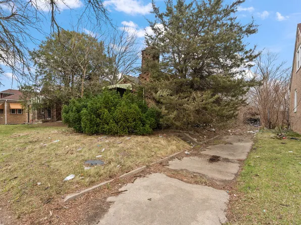 2627 Harrison St, Gary, IN 46407