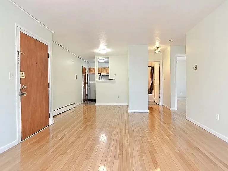 46 Adams St #C7 — Photo 5