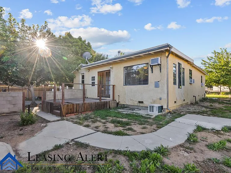 3305 W Avenue L8 — Photo 17
