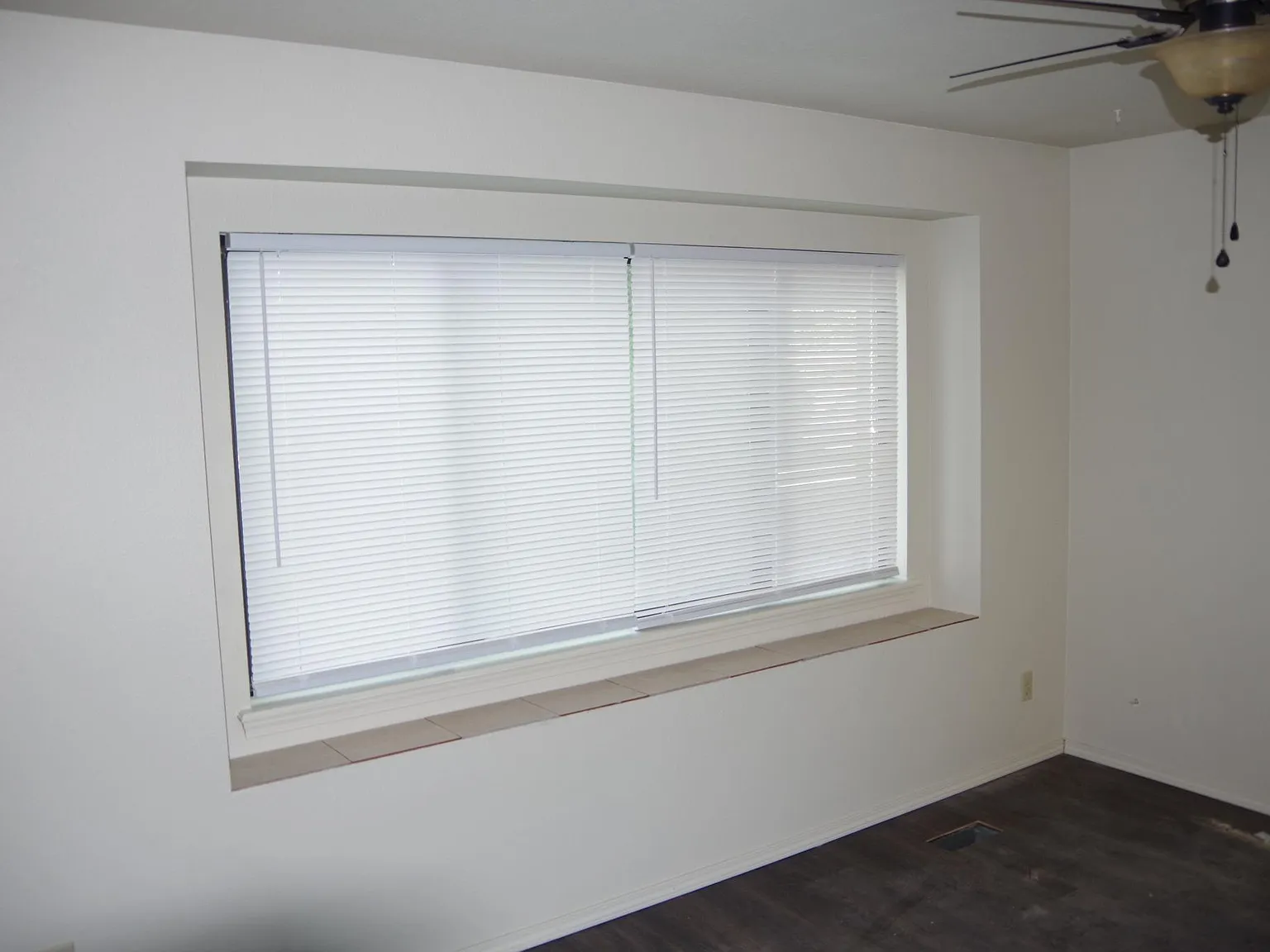 2 bed, 1.5 bath, 1067 sqft, $1,565 — Photo 3