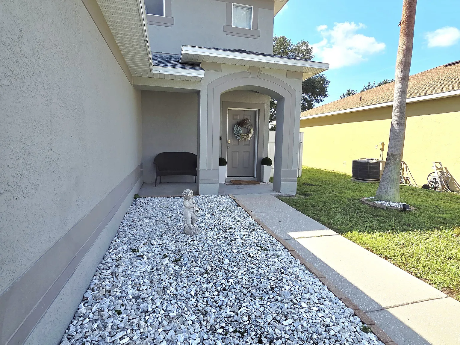 3 bed, 2.5 bath, 1536 sqft, $2,375 — Photo 2
