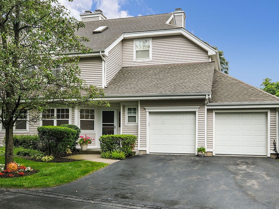 53%20Winding%20Ridge%20Rd%20White%20Plains%2C%20NY%2010603%28%20%20002of%2040%29.JPG
