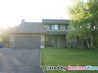 1721 Valley Ridge Trl S, Chanhassen, MN 55317