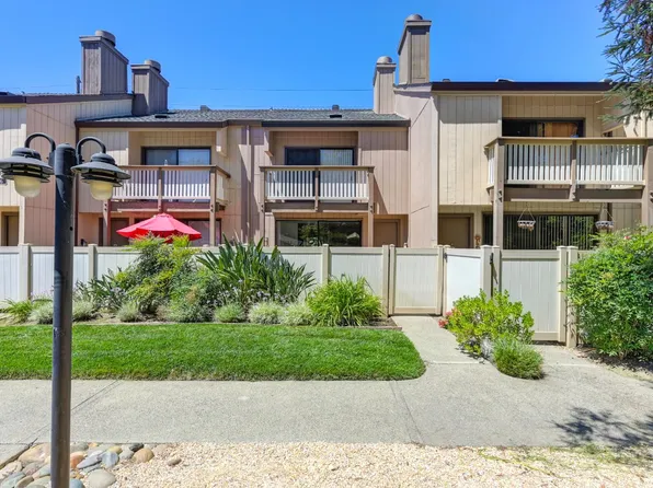 504 Woodside Oaks APT 3, Sacramento, CA 95825