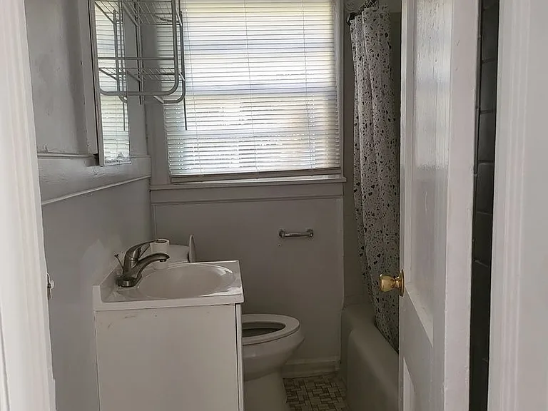 604 Morris Rd — Photo 14