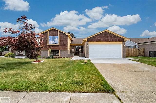 1st image of 42741 Royal Ln