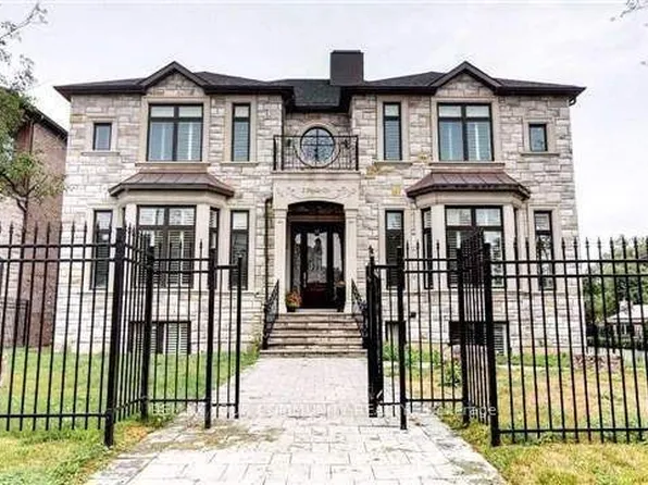 18 Parker Ave, Richmond Hill, ON L4E 2W4