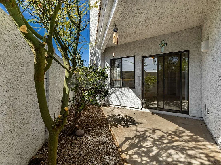 280 S Elizabeth Way #27 — Photo 26