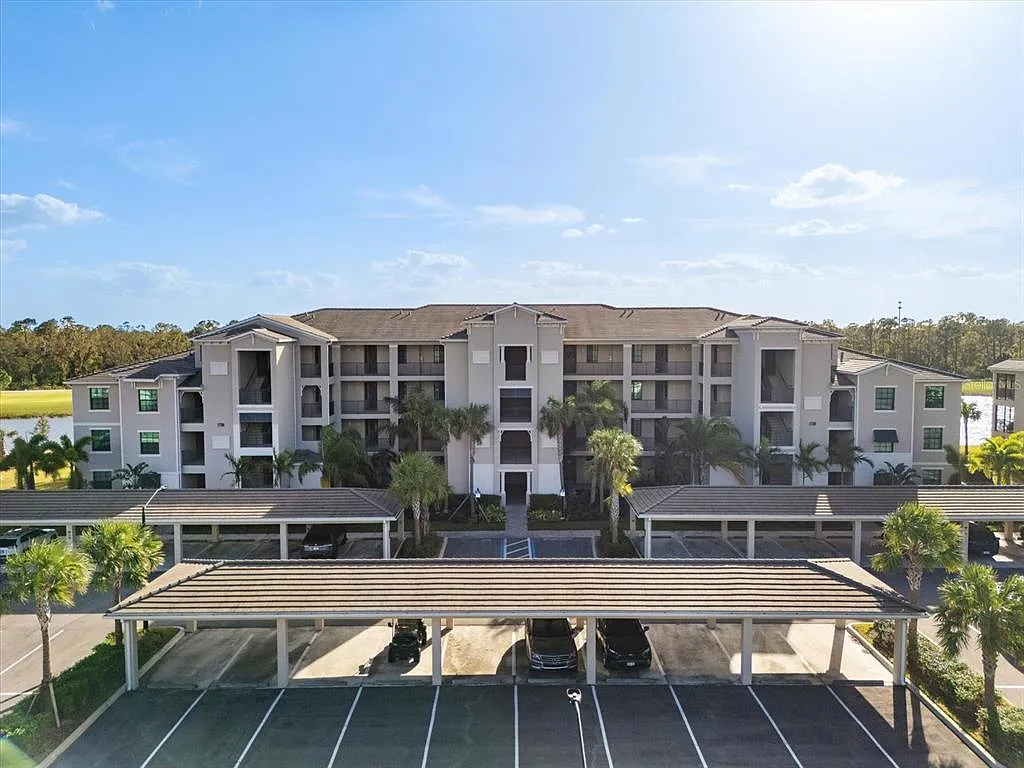 Building Photo - 17704 Gawthrop Dr #207