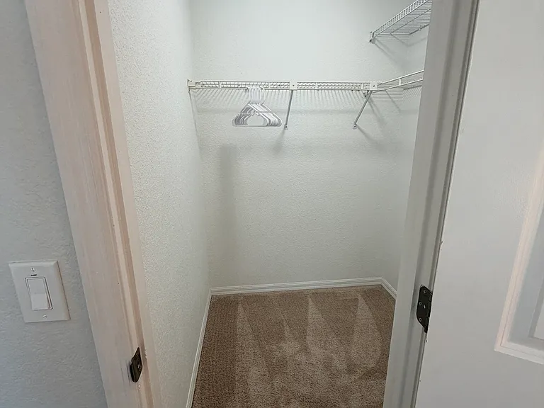 1667 Blue Lake Cir — Photo 4