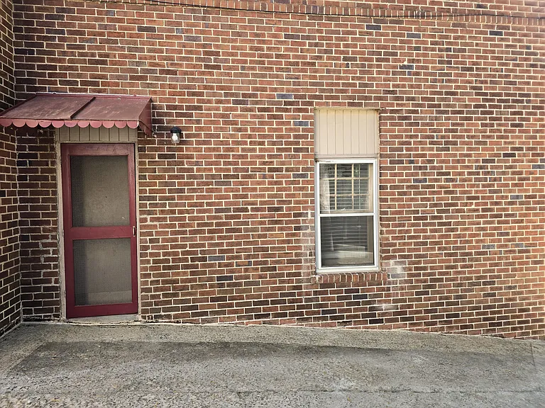 779 Virginia Ave NE #T — Photo 15