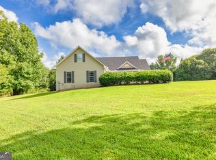 185 Woodland Hills Dr, Royston, GA 30662