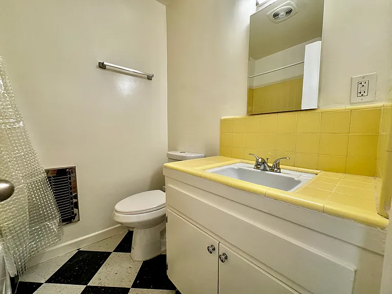 1120 N Curson Ave #5 — Photo 17