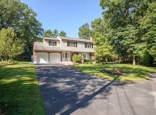 21 Dirlam Ln, Tewksbury, MA 01876