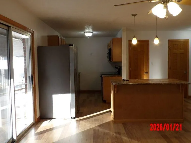 914 Cedarberry Rd — Photo 3