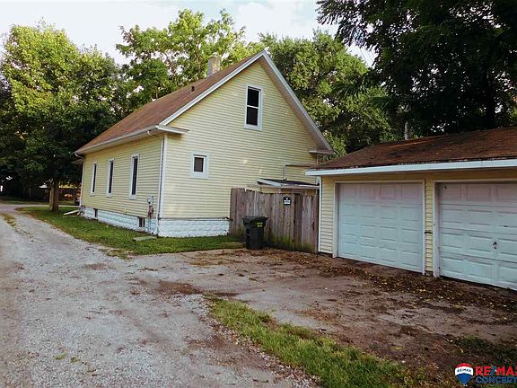 2nd image of 1927 S 12th St